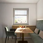 Bed & Breakfast Garni Feuerstein 3*