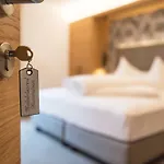 Bed & Breakfast Garni Feuerstein