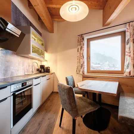 Bed and breakfast Garni Feuerstein 4*