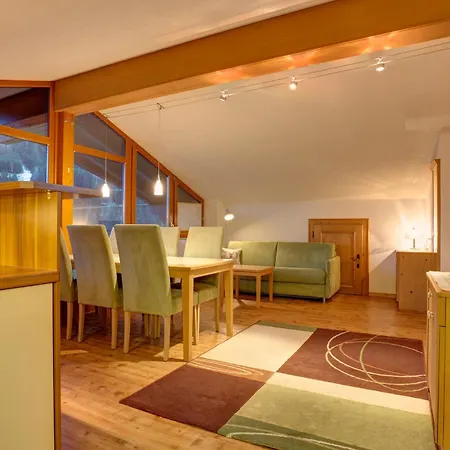 Garni Feuerstein Bed & Breakfast Sankt Anton am Arlberg