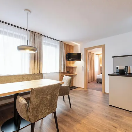 Bed and breakfast Garni Feuerstein 4*