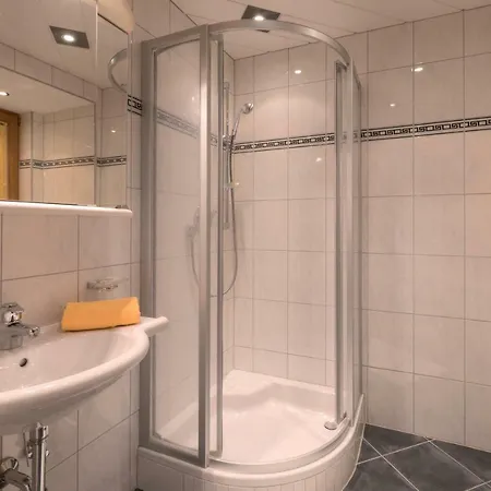 Garni Feuerstein Bed & Breakfast 3*