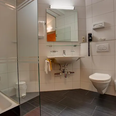 ベッド・アンド・ブレックファスト Garni Feuerstein